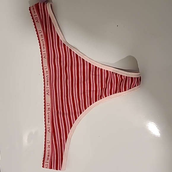 Underwear - Picture 4 of 8